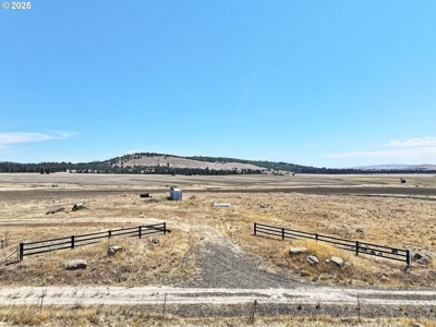 160 Acres of Prime Goldendale Land with Mountain Views - image 15