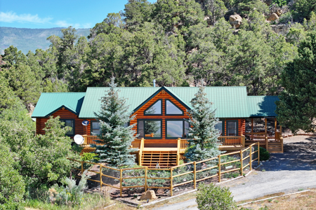 Log Home For Sale on Acreage Bordering BLM in Western Colorado - image 33