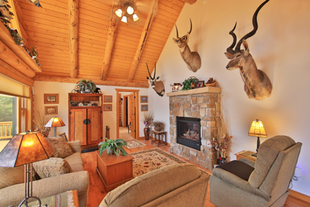 Log Home For Sale on Acreage Bordering BLM in Western Colorado - image 15