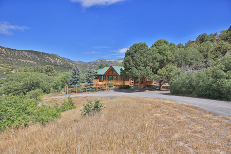 Log Home For Sale on Acreage Bordering BLM in Western Colorado - image 40