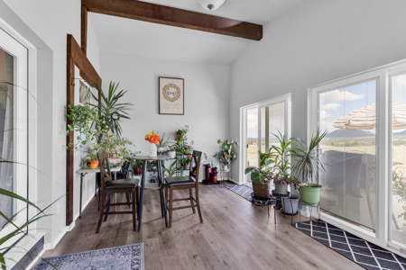 Country Oasis 360 Degree Mountain view Home - image 21