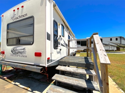Turnkey Double Lot with 2 RVs, Metal Building & More in Rockport! - image 16
