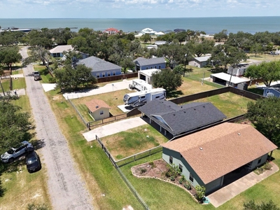 Turnkey Double Lot with 2 RVs, Metal Building & More in Rockport! - image 2
