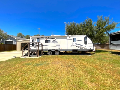 Turnkey Double Lot with 2 RVs, Metal Building & More in Rockport! - image 15