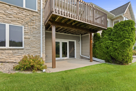 Beautiful Remington Ridge Walkout Ranch Condo De Pere WI - image 30