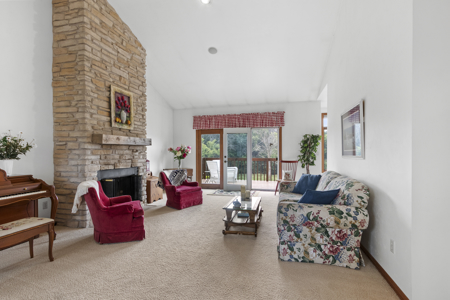 Beautiful Remington Ridge Walkout Ranch Condo De Pere WI - image 1