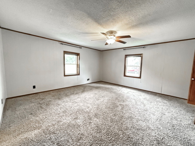 Spacious Country Home on Small Acreage Near Stockton Lake, MO - image 40