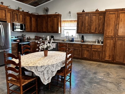 Country and Ranch living at its Finest! - image 41