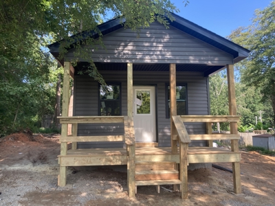 Like Life for Under $100K on Beautiful Barren River Lake - image 1