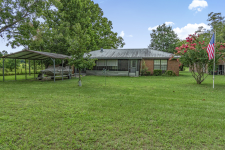 Home in Trenton, FL on 5 Acres - image 9