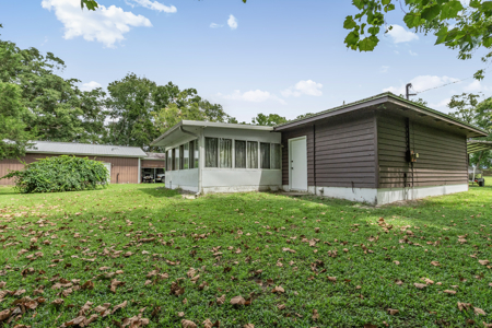 Home in Trenton, FL on 5 Acres - image 26