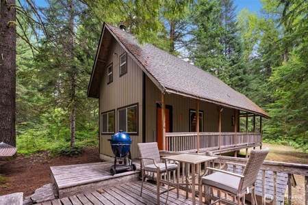Off-Grid Cabin in Gifford Pinchot Near Reservoirs - image 36