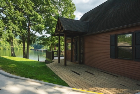 Lakefront Home for Sale at Auction in Pulaski, VA! - image 4