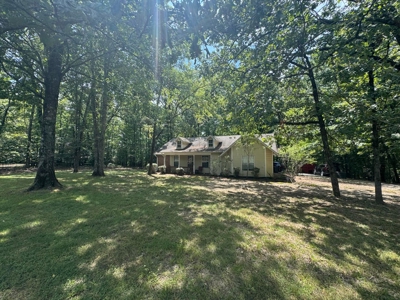 Country Charm Just Minutes from Booneville, MS - image 1