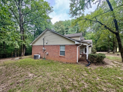 Country Charm Just Minutes from Booneville, MS - image 30