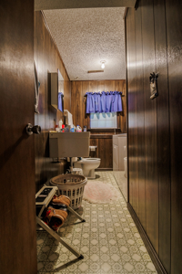 Cameron South Side Home For Sale - image 15