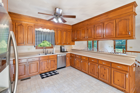 Dream Home in Rockhouse Trace Subdivision! - image 28