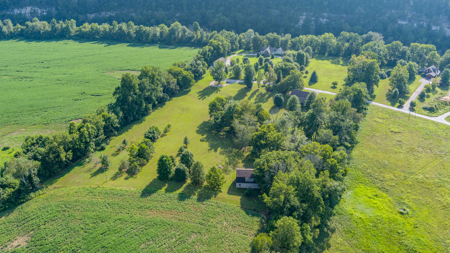 Dream Home in Rockhouse Trace Subdivision! - image 18