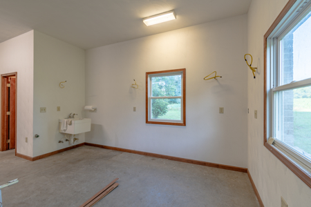 Dream Home in Rockhouse Trace Subdivision! - image 41