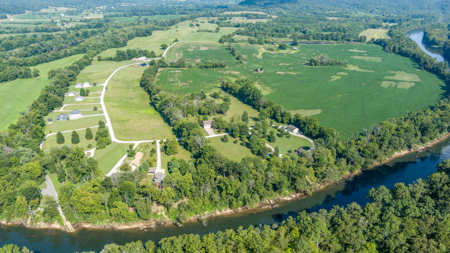 Dream Home in Rockhouse Trace Subdivision! - image 9