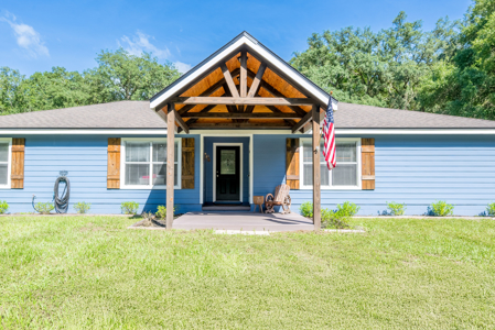 4 Bedroom Home in Chiefland, FL - image 3