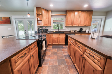 4 Bedroom Home in Chiefland, FL - image 30