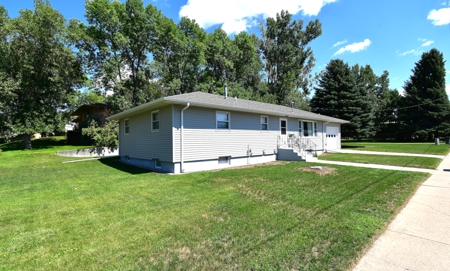 5 Bedrooms 2 Bath Home for Sale in Glenidve MT - image 1