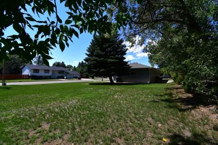 5 Bedrooms 2 Bath Home for Sale in Glenidve MT - image 21