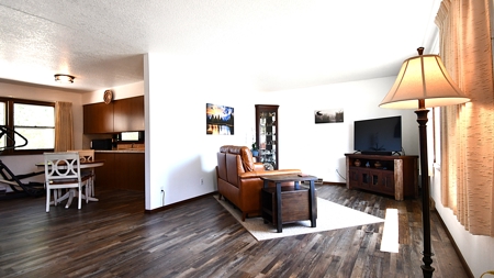 5 Bedrooms 2 Bath Home for Sale in Glenidve MT - image 2