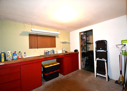 5 Bedrooms 2 Bath Home for Sale in Glenidve MT - image 15