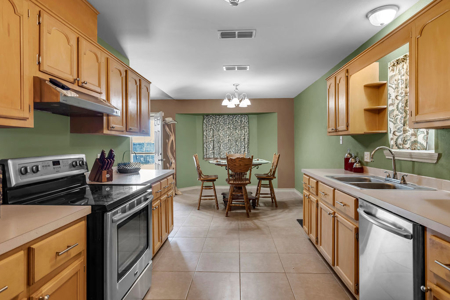 NAS-Kingsville and only 4 minutes from Texas A&M University - image 16