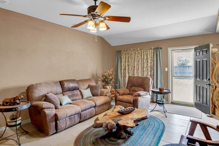 NAS-Kingsville and only 4 minutes from Texas A&M University - image 4