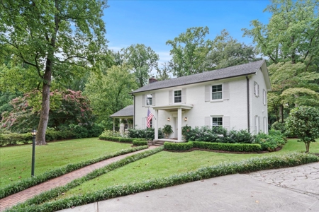 Elegant 4-Bedroom Colonial Revival Home On Large Lot, Cheraw, SC - image 6