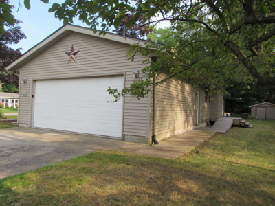 5 Bedroom 2.5 Bath Home in Pardeeville, WI - image 2