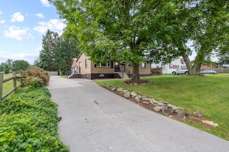 Brick Ranch Home for Sale in Giles County VA! - image 33