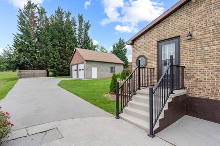 Brick Ranch Home for Sale in Giles County VA! - image 35