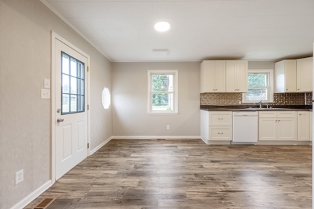 Brick Ranch Home for Sale in Giles County VA! - image 10