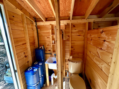 Private Off-Grid Lakefront Compound - image 27