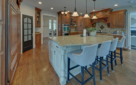 Stunning 5 Bedroom Home for Sale in Buford, Georgia - image 11