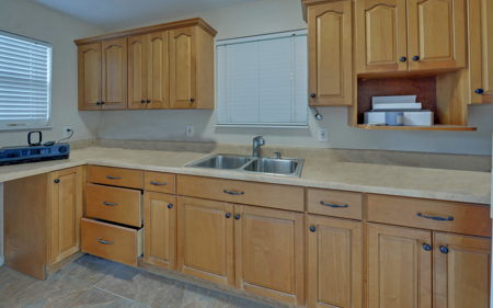 Stunning 5 Bedroom Home for Sale in Buford, Georgia - image 43