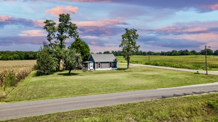 Small Country Home for Sale in TN - Affordable Country Living - image 2