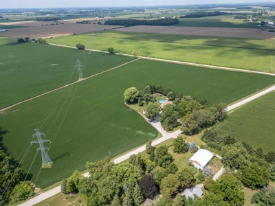 A Chatham-Kent Retreat Made for Family, Comfort & Country Living - image 26