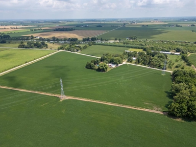 A Chatham-Kent Retreat Made for Family, Comfort & Country Living - image 24