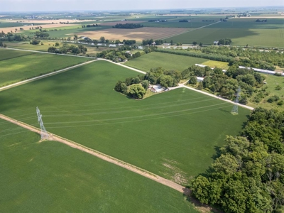 A Chatham-Kent Retreat Made for Family, Comfort & Country Living - image 29