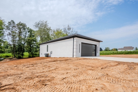 4 bedroom 2 bath New Construction Home for Sale in Loretto TN - image 3
