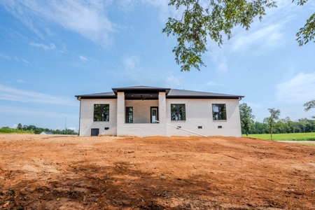 4 bedroom 2 bath New Construction Home for Sale in Loretto TN - image 5