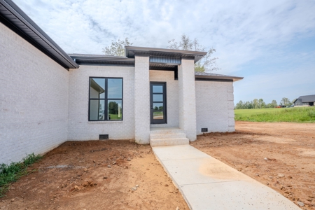 4 bedroom 2 bath New Construction Home for Sale in Loretto TN - image 49