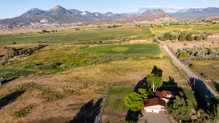 Country Home For Sale with Ample Water Rights on 40 Acres - image 20