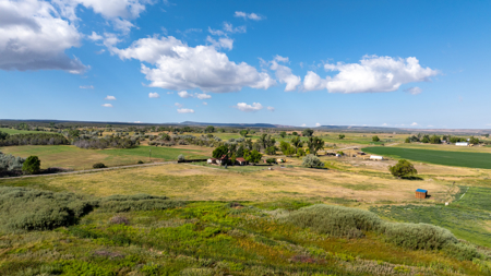 Country Home For Sale with Ample Water Rights on 40 Acres - image 18