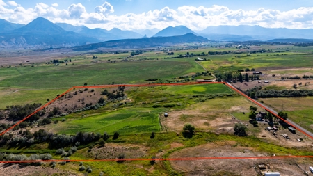 Country Home For Sale with Ample Water Rights on 40 Acres - image 50